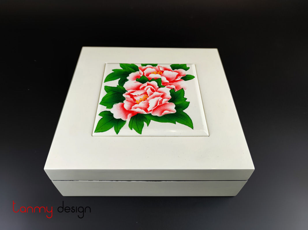 White square lacquer box with convex lid, handpainted with peonies 25 cm